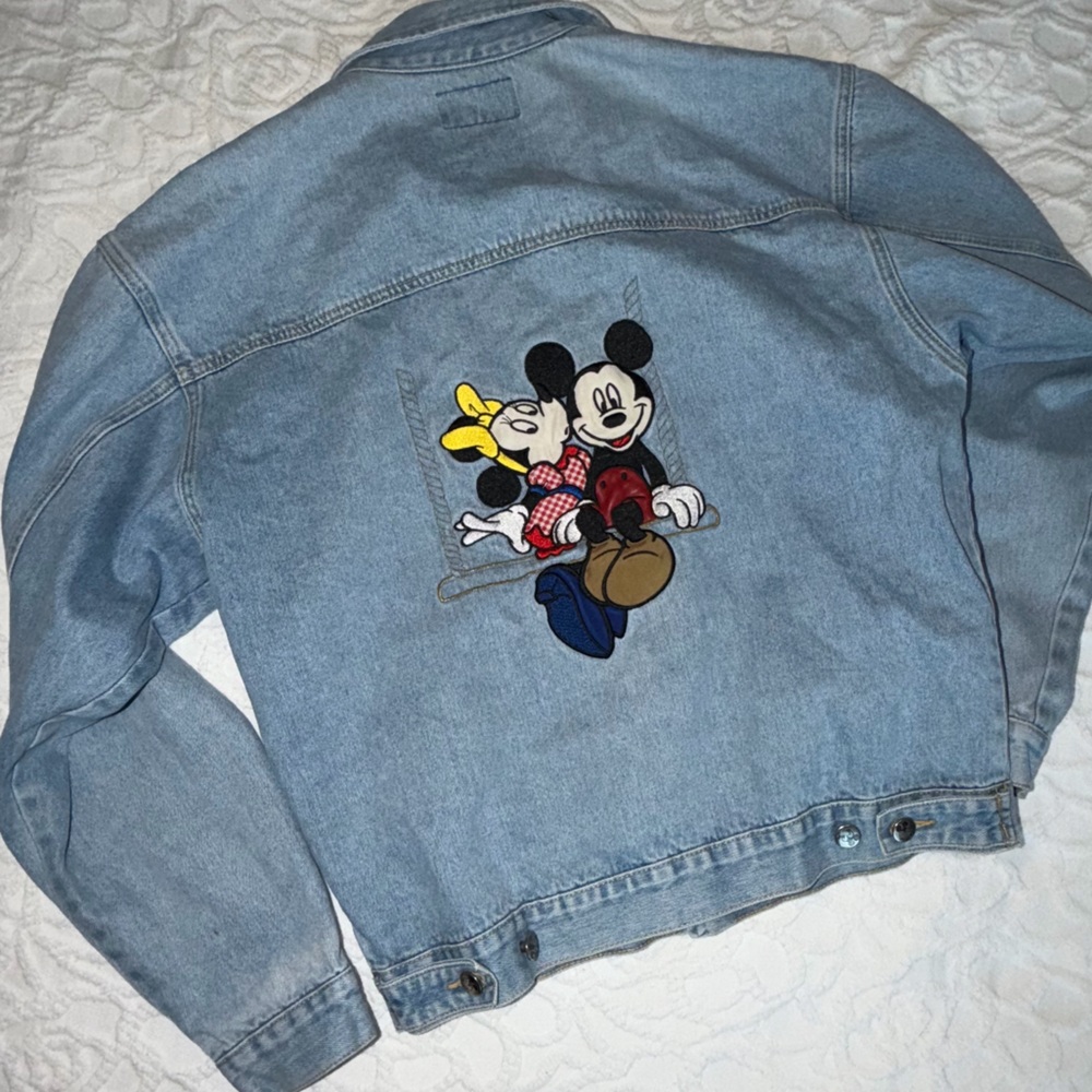 VTG. Mickey BY Jerry Leigh Mickey and Minnie Embroidered Design Jean Jacket - Picture 14 of 14